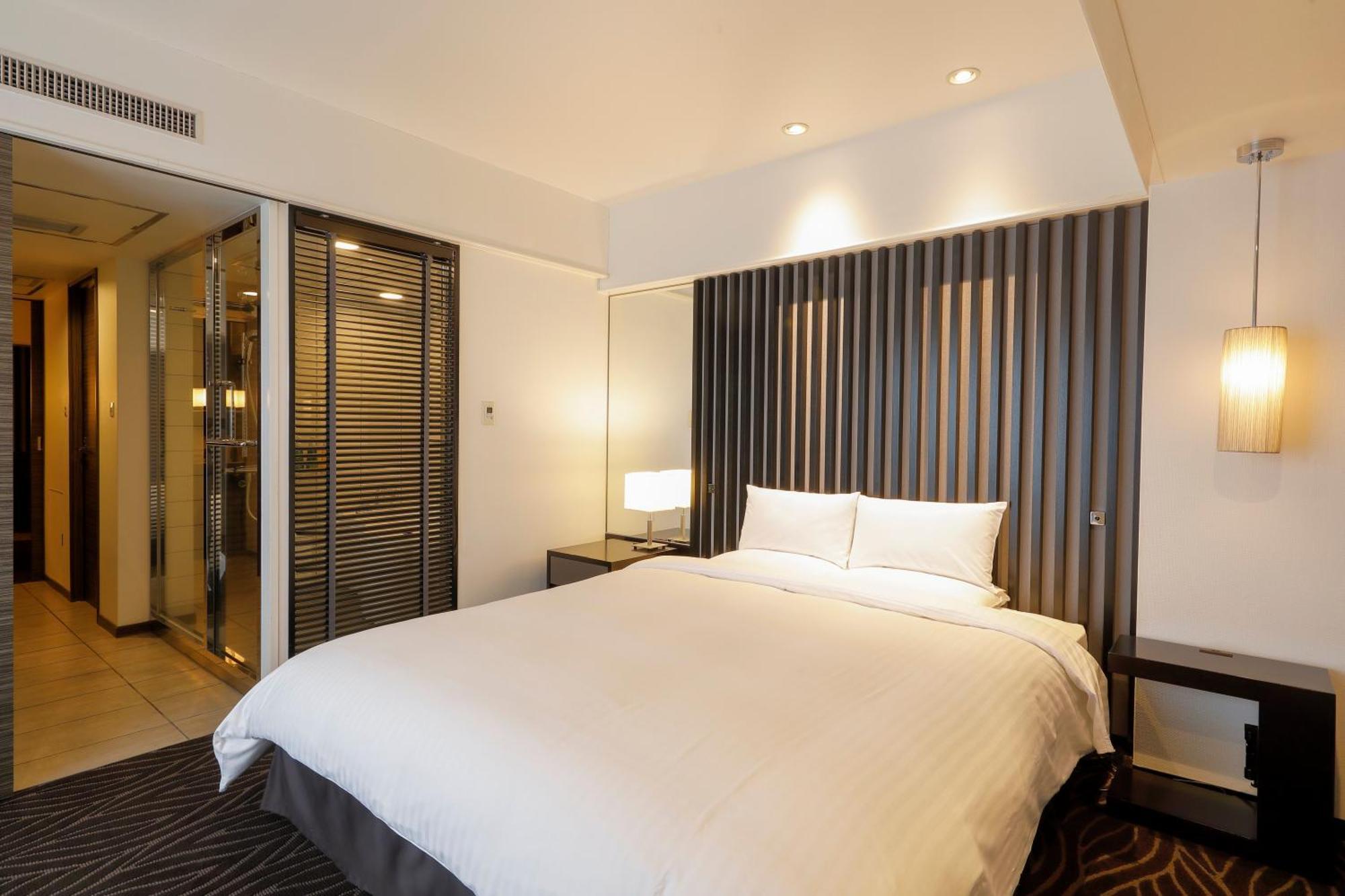 Kyoto Brighton Hotel Exterior photo Deluxe Room